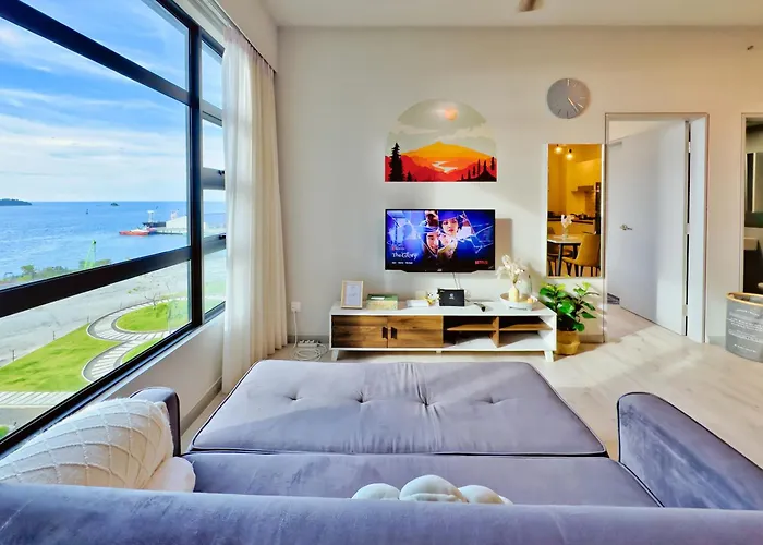 #6 Jesselton Quay City Pads Seaview By Zeluxo