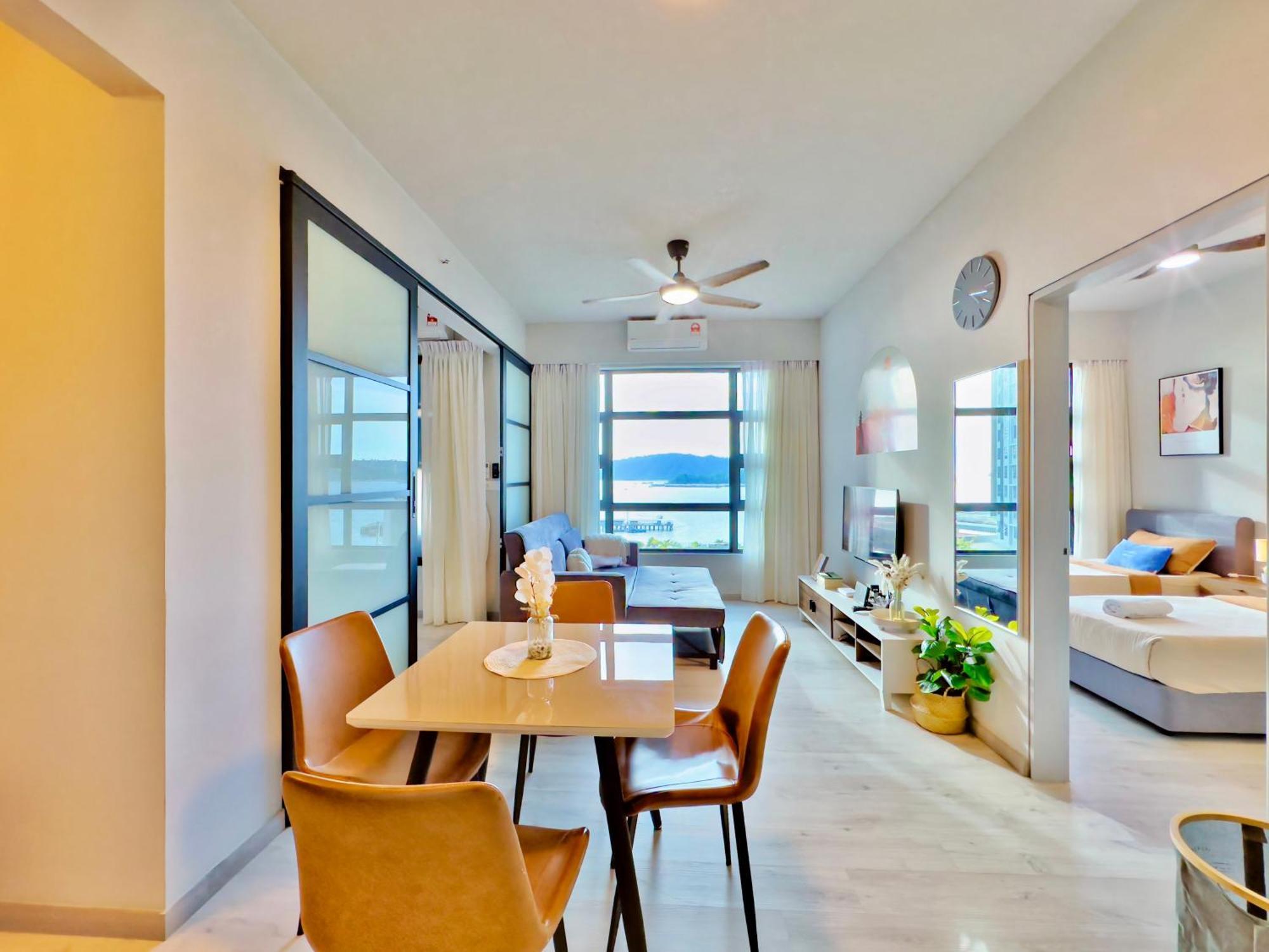#6 Jesselton Quay Pads Seaview By Zeluxo * Kota Kinabalu